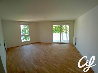 Location Appartement 3 pices MONT-SAINT-AIGNAN 76130