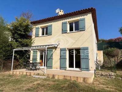 Vente Maison 5 pices CHATEAUNEUF-GRASSE 06740