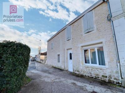 Vente Maison 8 pices BORDS 17430