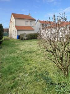 Vente Maison 8 pices GENESTON 44140