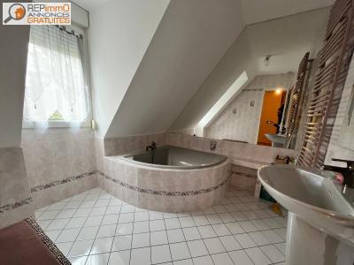 Location Maison 5 pices YVRE-L'EVEQUE 72530