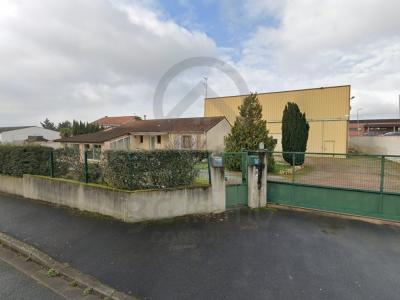 Vente Local commercial NIORT 79000