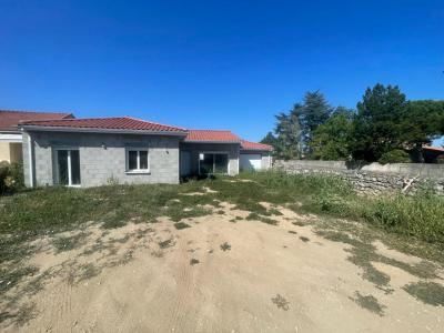 Vente Maison 5 pices CORNAS 07130