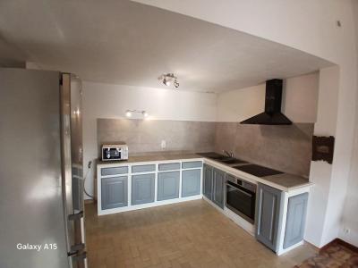 Location Appartement 3 pices PUY-L'EVEQUE 46700