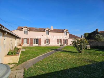 Vente Maison 8 pices DOUE-LA-FONTAINE 49700