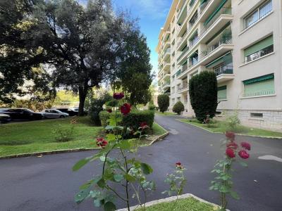 Vente Appartement 4 pices MARSEILLE-8EME-ARRONDISSEMENT 13008