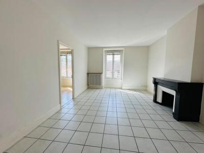 Vente Appartement 3 pices BOURGOIN-JALLIEU 38300