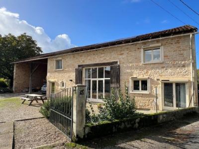 Vente Maison 8 pices CIVRAY 86400