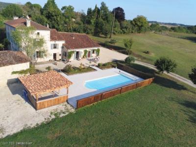 Vente Maison 8 pices RUFFEC 16700