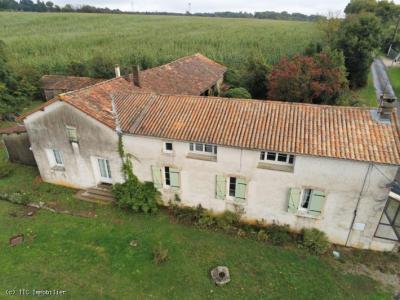 Vente Maison 8 pices NANTEUIL-EN-VALLEE 16700