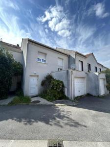 Vente Maison 4 pices MONTREUIL 93100