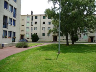 Location Appartement 3 pices COMMENTRY 03600