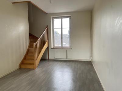 Location Appartement 5 pices LAUNOIS-SUR-VENCE 08430