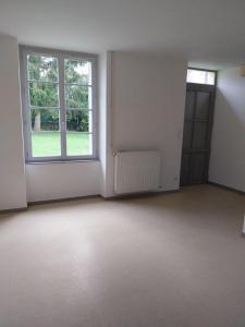 Location Appartement 3 pices BRECHES 37330