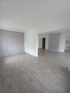 Location Appartement 3 pices VALMONT 57730