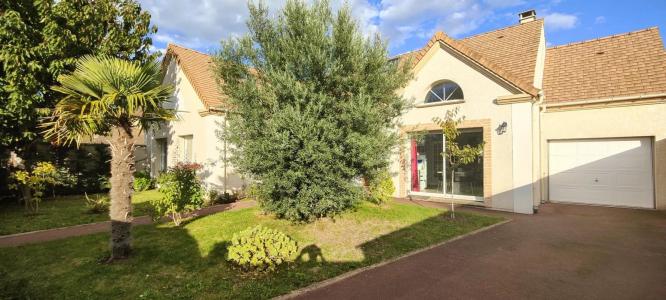 Vente Maison 8 pices CLAYES-SOUS-BOIS 78340