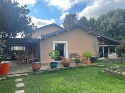 Vente Maison 7 pices MASSIEUX 01600