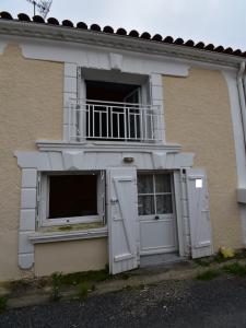 Vente Maison 2 pices VARS 16330