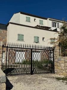 Location Maison 3 pices TRANS-EN-PROVENCE 83720