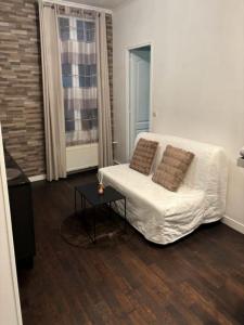 Location Appartement 2 pices COURBEVOIE 92400