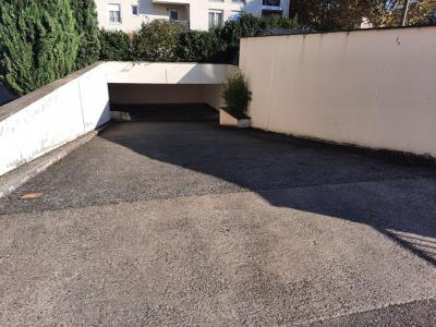 Location Parking CRAPONNE 69290