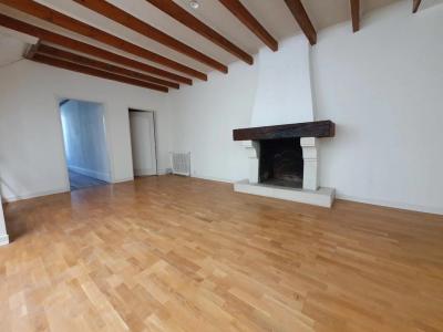 Vente Maison 11 pices JARNAC 16200