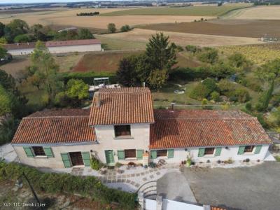 Vente Maison 5 pices AIGRE 16140