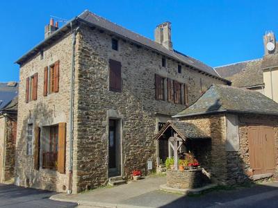 Vente Maison 8 pices SALVETAT-PEYRALES 12440