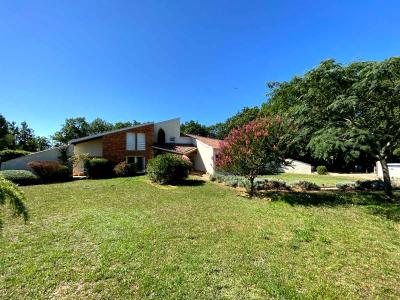 Vente Maison 8 pices LAROQUE-TIMBAUT 47340