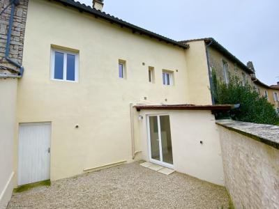 Vente Maison 5 pices AIGRE 16140