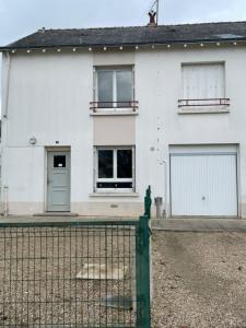 Vente Maison 4 pices POUZAY 37800