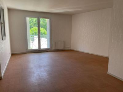 Vente Appartement 4 pices CHINON 37500