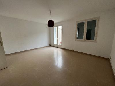 Location Appartement 3 pices VIGAN 30120