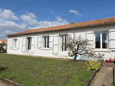 Vente Maison 7 pices NANTEUIL 79400