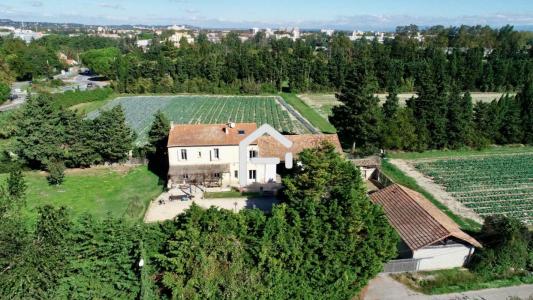 Vente Maison 8 pices AVIGNON 84000