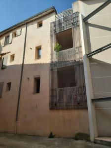 Location Appartement 3 pices CARPENTRAS 84200