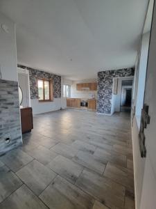 Vente Maison 7 pices WIEGE-FATY 02120