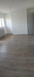 Location Appartement 4 pices MIRECOURT 88500