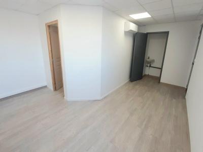 Location Commerce CHATEAUNEUF-LES-MARTIGUES 13220