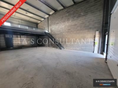 Location Commerce SAINT-PRIEST 69800