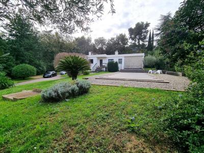 Vente Maison 6 pices SEYNE-SUR-MER 83500