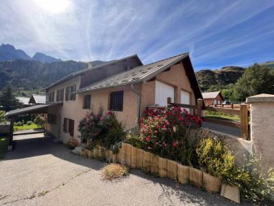 Vente Maison 10 pices SAINT-MARTIN-DE-QUEYRIERES 05120