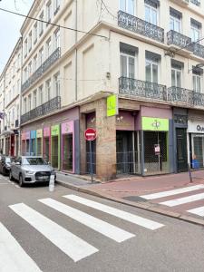 Location Local commercial SAINT-ETIENNE 42000