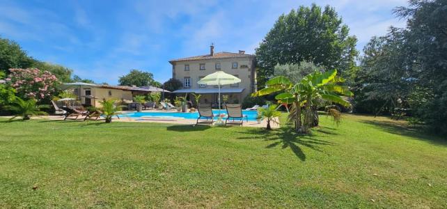 Vente Maison 9 pices CHATEAUNEUF-DE-GALAURE 26330