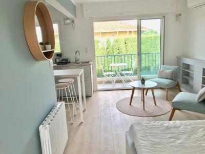 Location Appartement ANTIBES 06600