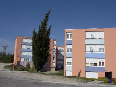 Location Appartement 5 pices VALREAS 84600