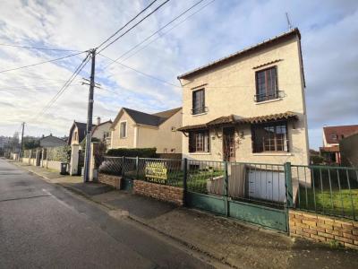 Vente Maison 7 pices CLAYES-SOUS-BOIS 78340