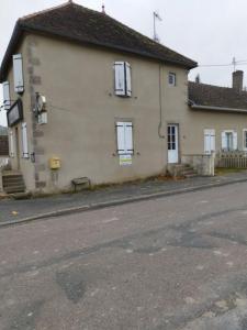 Vente Maison 3 pices SAINT-SYMPHORIEN-DE-MARMAGNE 71710