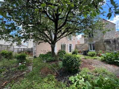 Vente Maison 8 pices SAINT-MAIXENT-L'ECOLE 79400