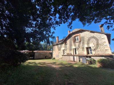 Vente Maison 6 pices GUESNES 86420